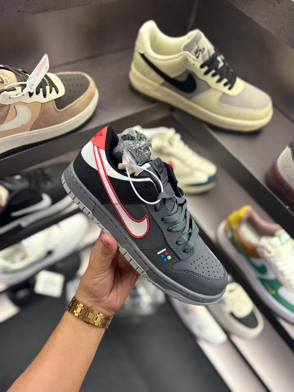 NiKE SB DUNK SUPREME GREY 2025🖤🖤