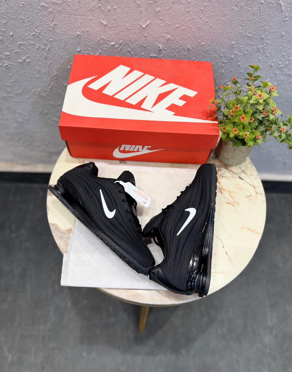 NIKE SHOX Z REIMAGINES 2026 BLACK WHITE