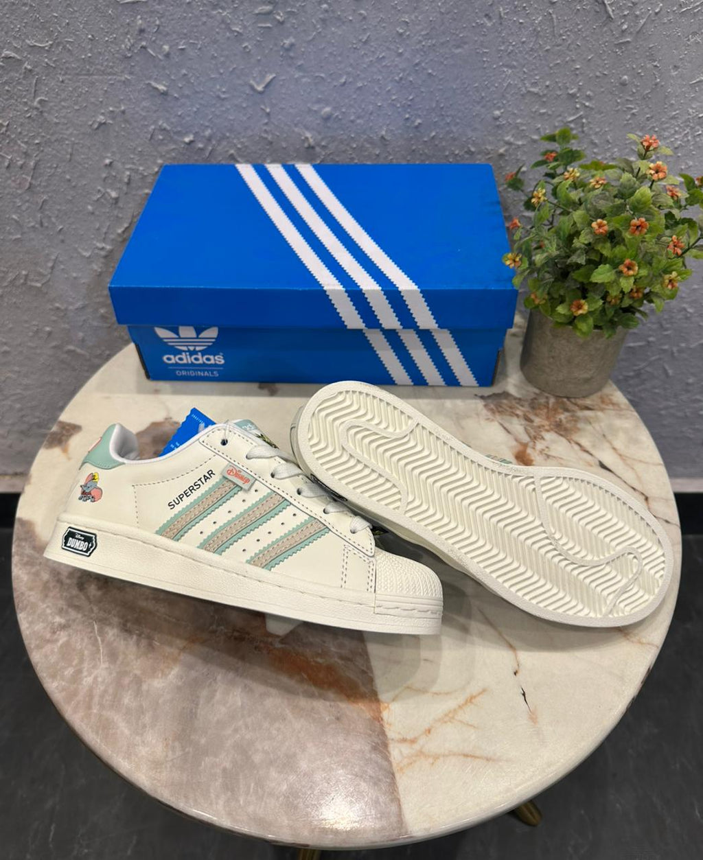 ADIDAS ORIGINAL SUPERSTAR DISNEY WHITE DUMBO 🖤