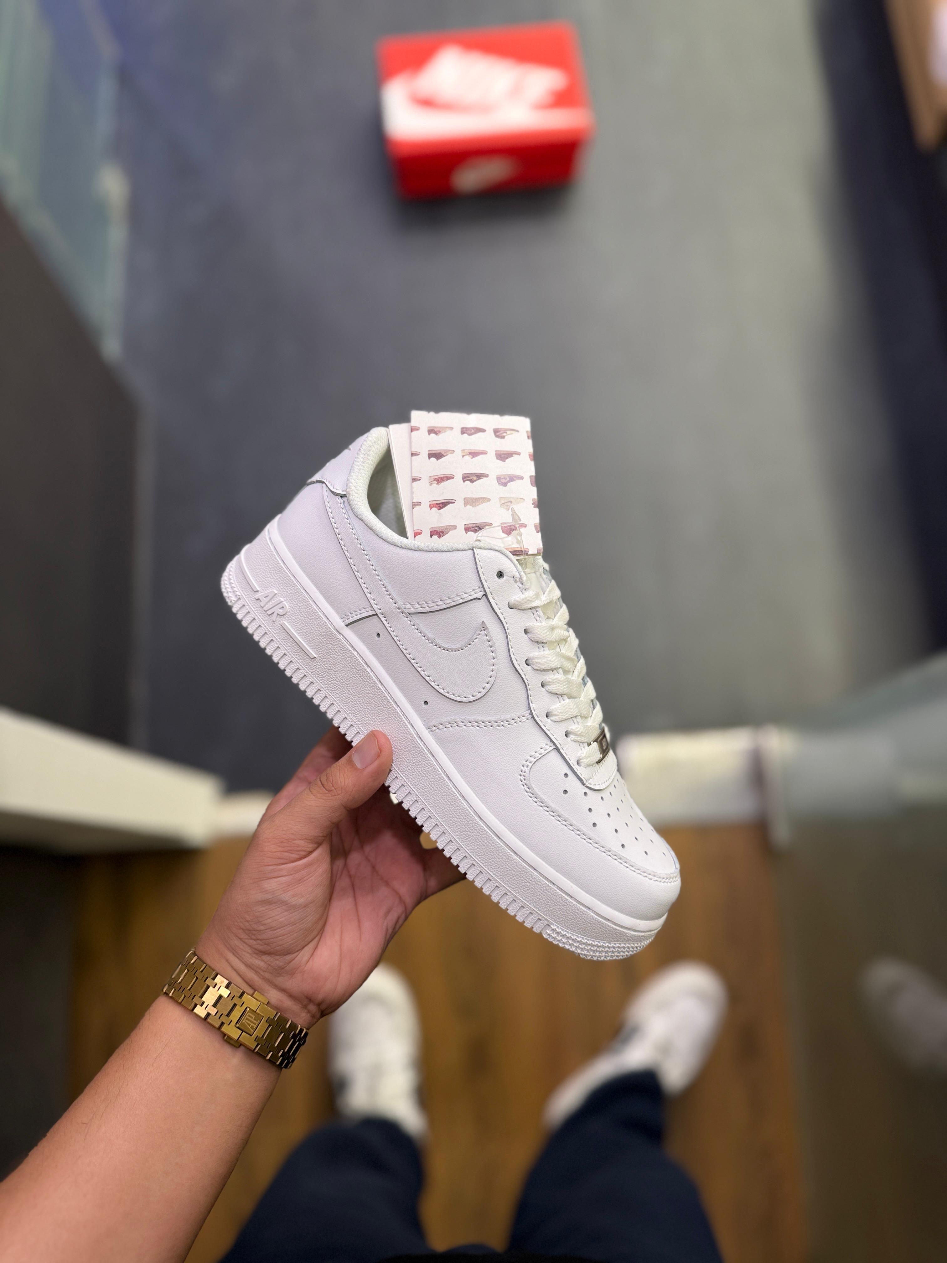 NIKE AIRFORCE ONE WHITE 🖤