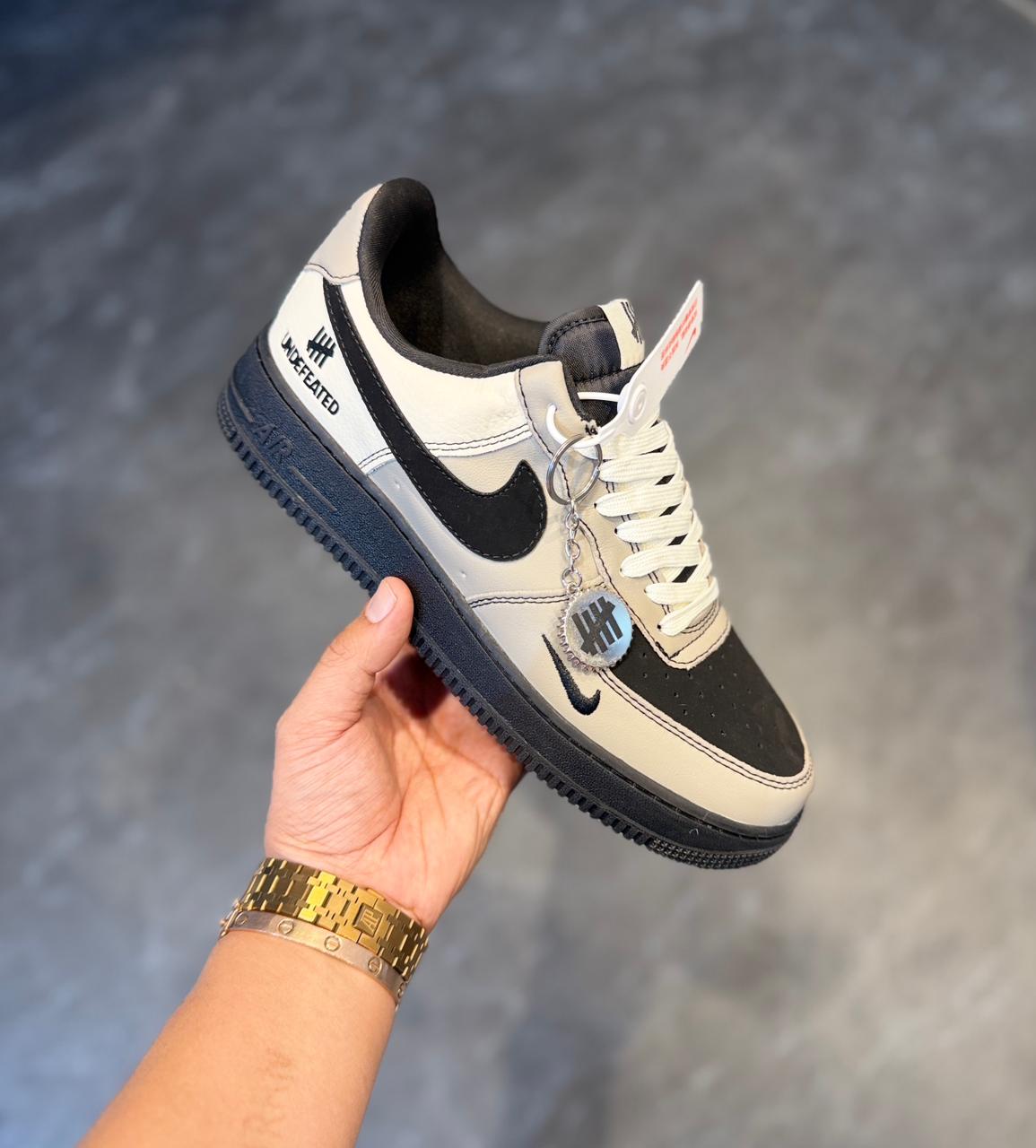 NIKE AIRFORCE CUSTOM UNDEFEATED KEY CHAIN 2025
