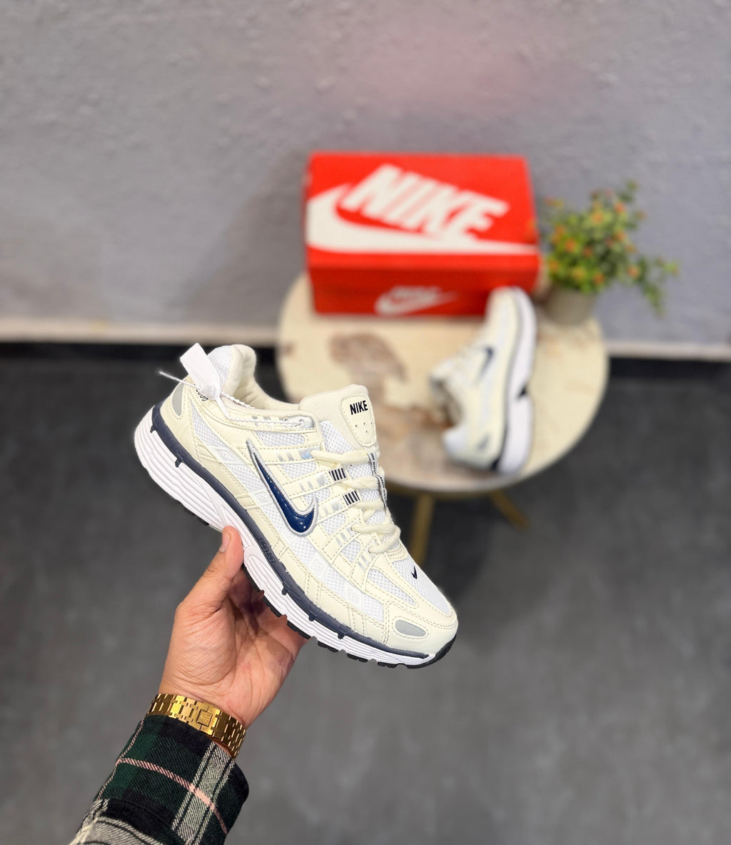 NIKE P-6000 TRAINER METALLIC