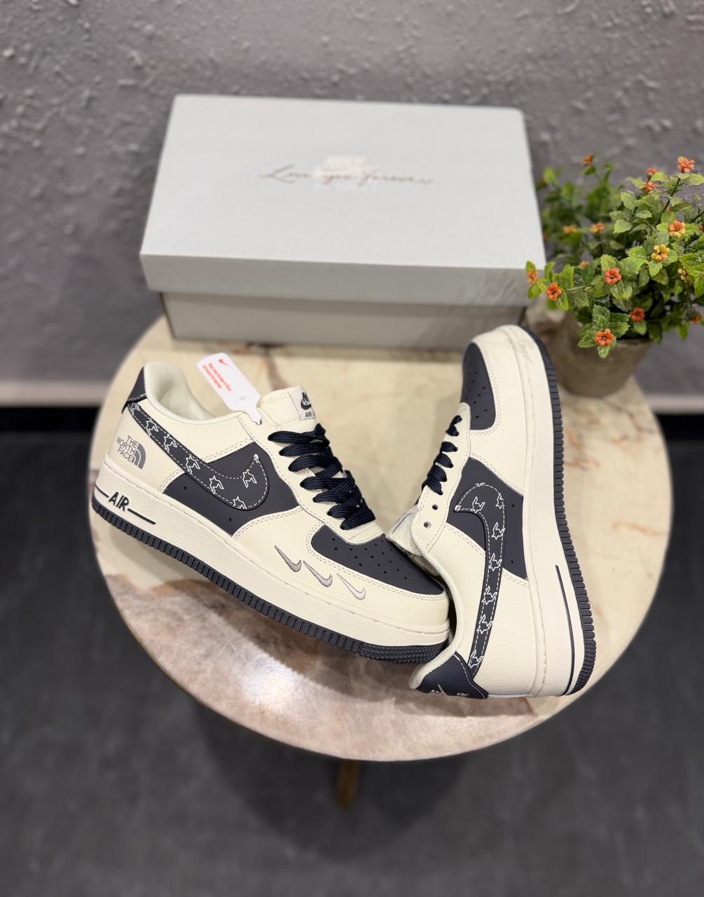 NIKE AIRFORCE CUSTOM X NORTH FACE WHITE BLUE 2025