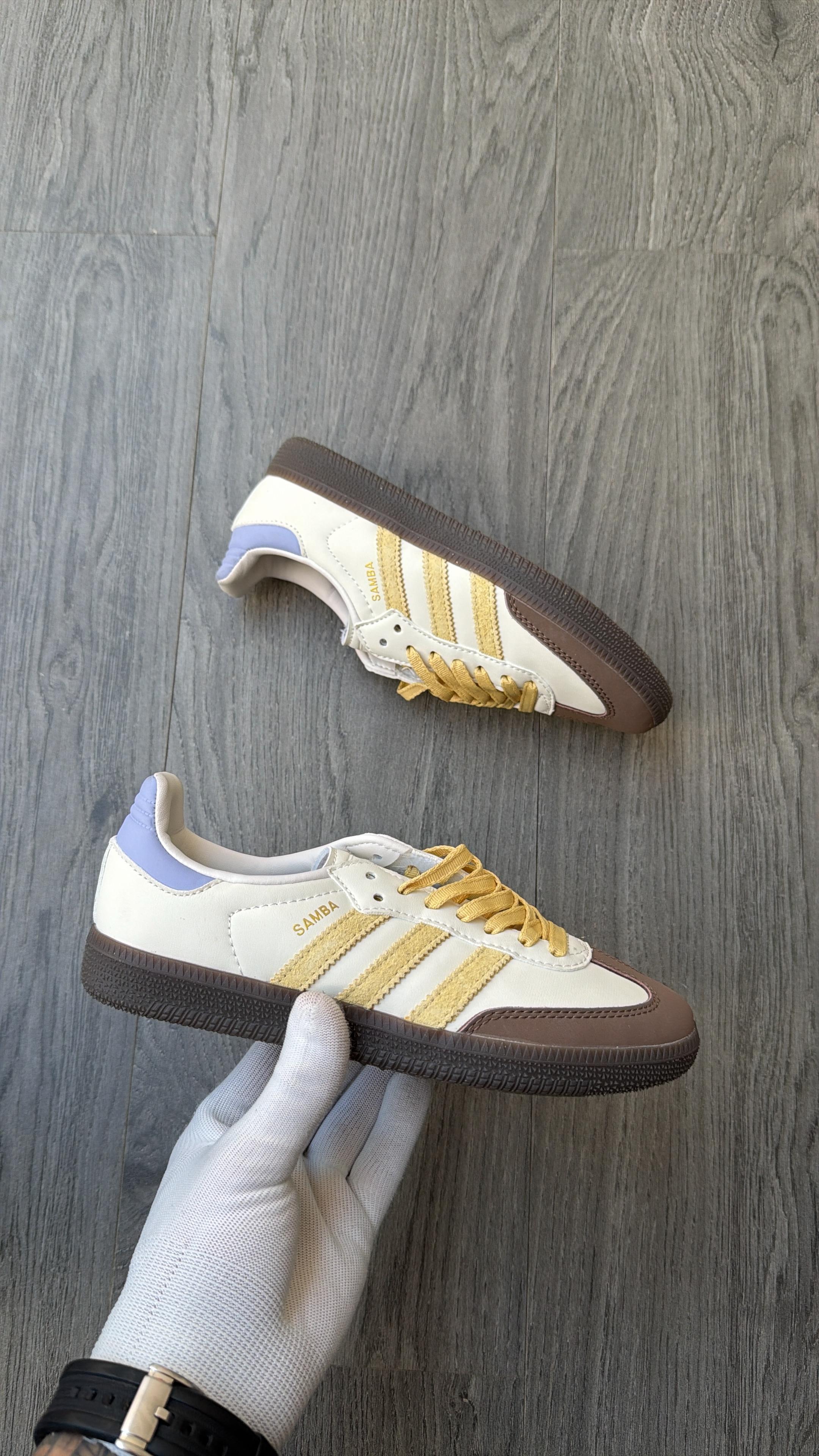 Adidas samba cream yelow lines