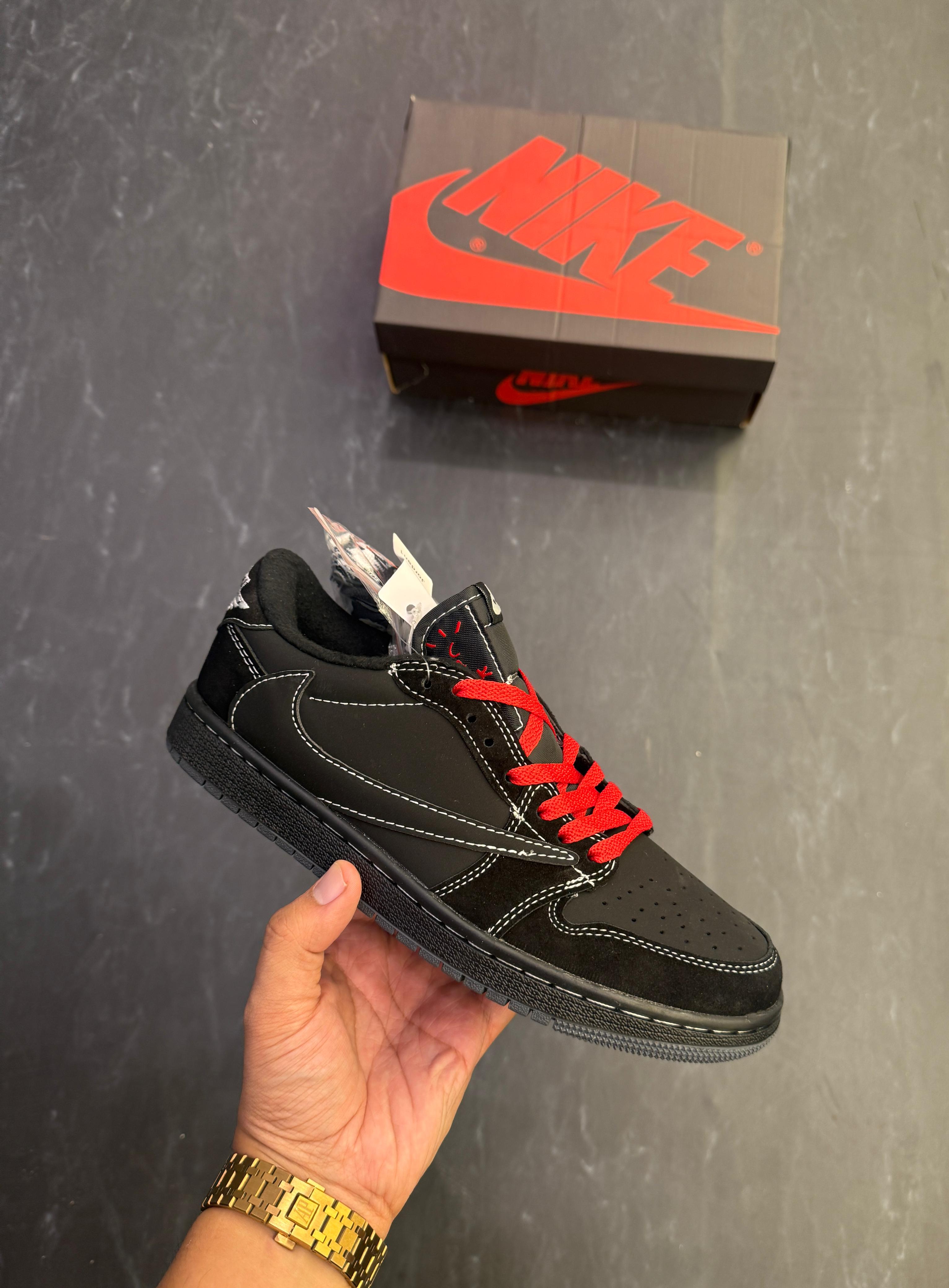 Air Jordan’s Retro One Travis Scott Low Phantom