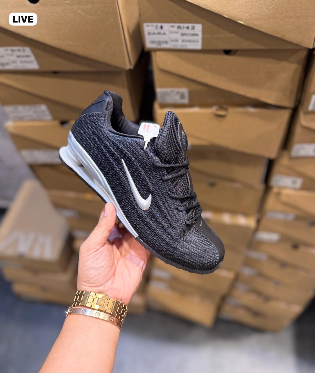 NIKE SHOX Z BLACK REIMAGINES 2026