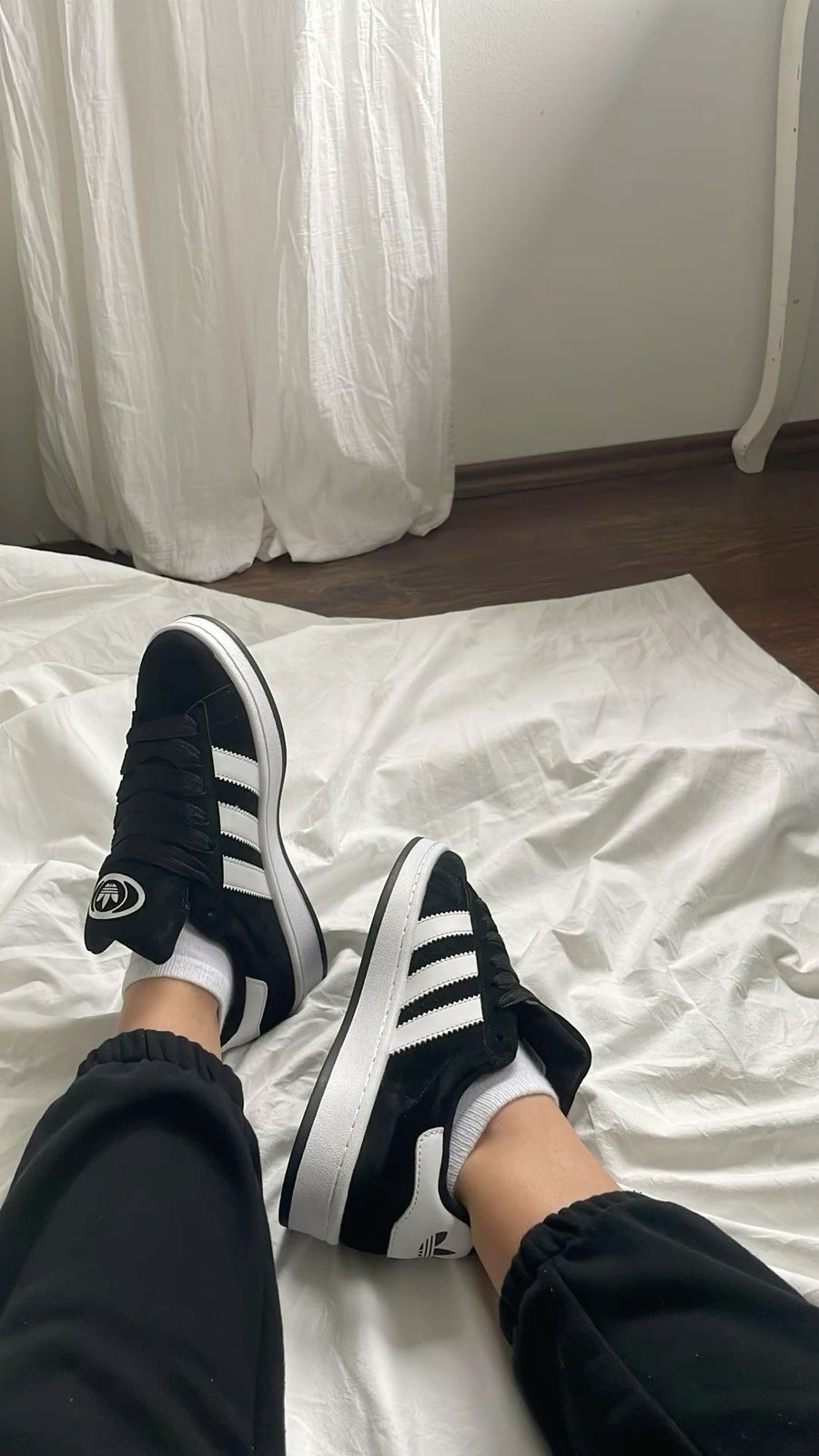 ADIDAS CAMPUS 00s BLACK SOLE