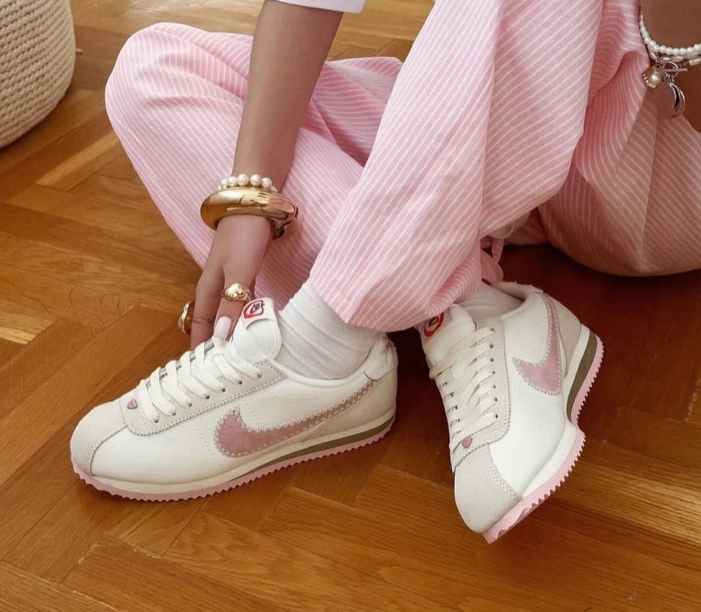 NIKE CORTEZ VALENTINES