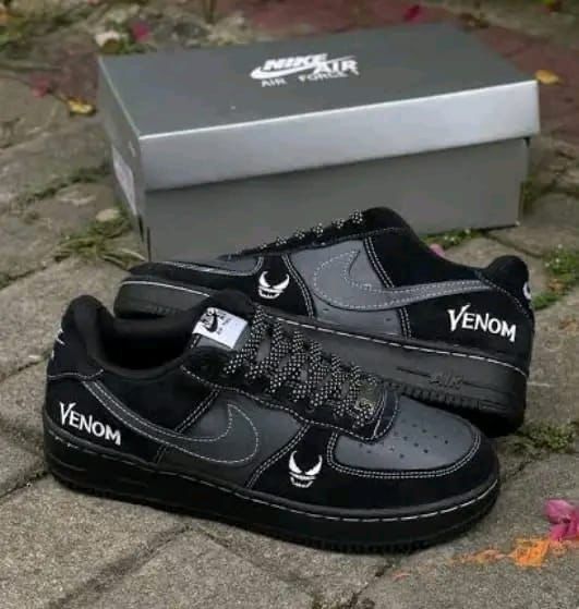 NIKE AIRFORCE ONE VENOM SUEDE BLACK🖤