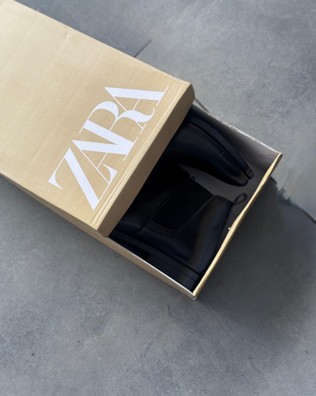 IMPORTED ZARA CHELSEA BOOT MATT ⏬