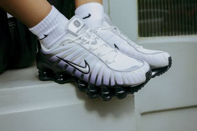 NIKE SHOX TL CUSTOM BLACK WHITE BLACK