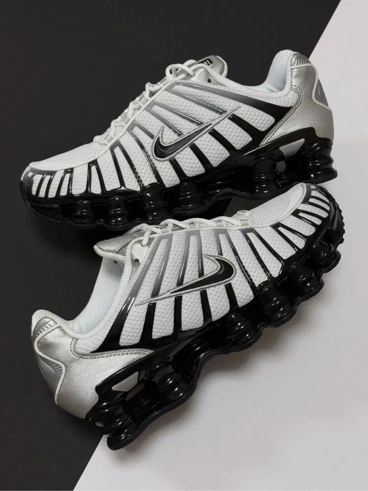 NIKE SHOX TL CUSTOM BLACK WHITE BLACK