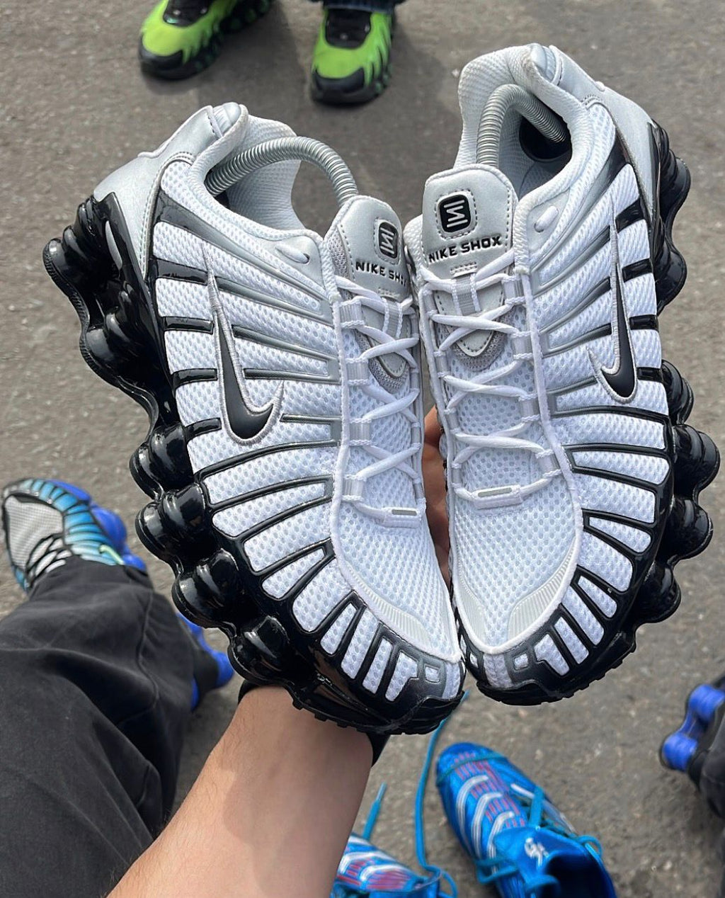 NIKE SHOX TL CUSTOM BLACK WHITE BLACK