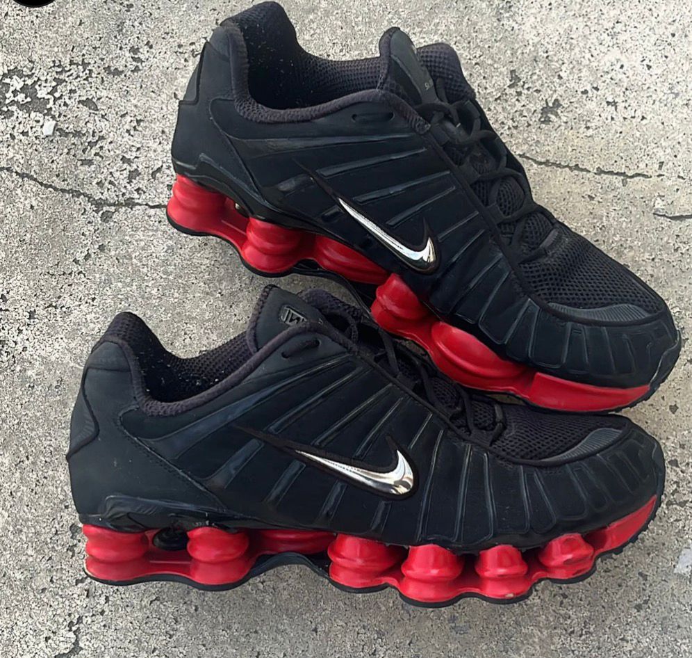 NIKE SHOX TL CUSTOM BLACK RED