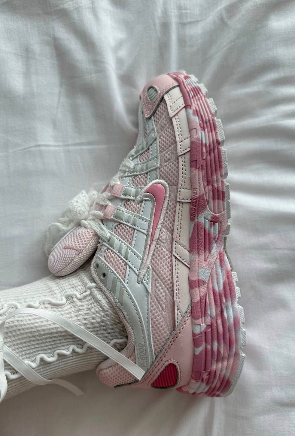 NIKE P-6000 TRAINER CUSTOM PINK
