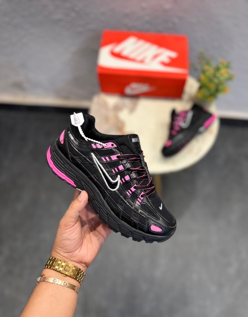 NIKE P-6000 TRAINER BLACK PINK
