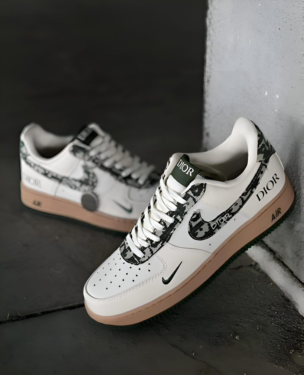 NIKE AIRFORCE CUSTOM DIOR KEY CHAIN 2025 🖤