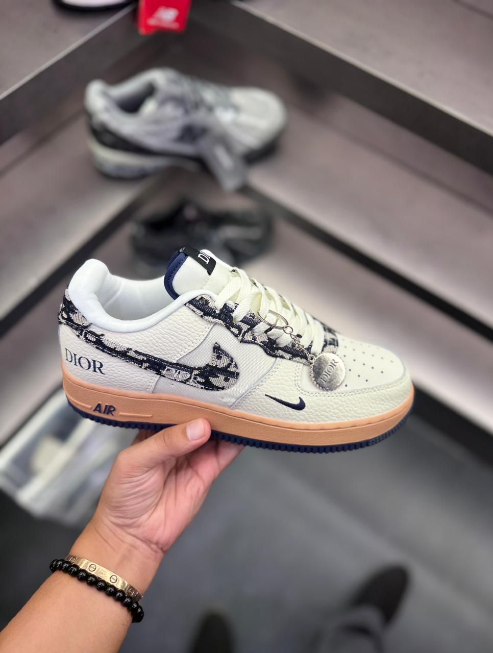 NIKE AIRFORCE CUSTOM DIOR KEY CHAIN 2025 🖤
