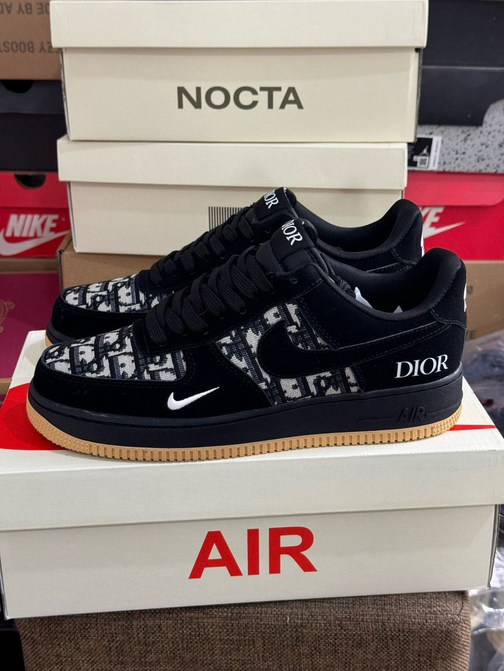 NIKE AIRFORCE CUSTOM DIOR KEY CHAIN 2025