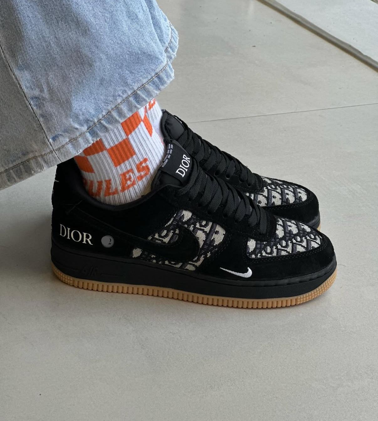NIKE AIRFORCE CUSTOM DIOR KEY CHAIN 2025