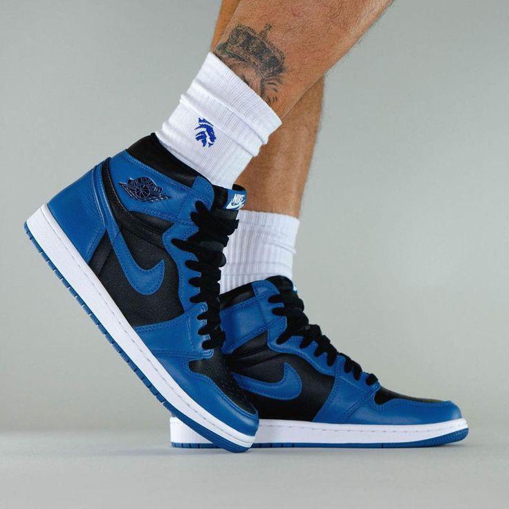 AIR JORDANS RETRO 1 MID MARINA BLUE