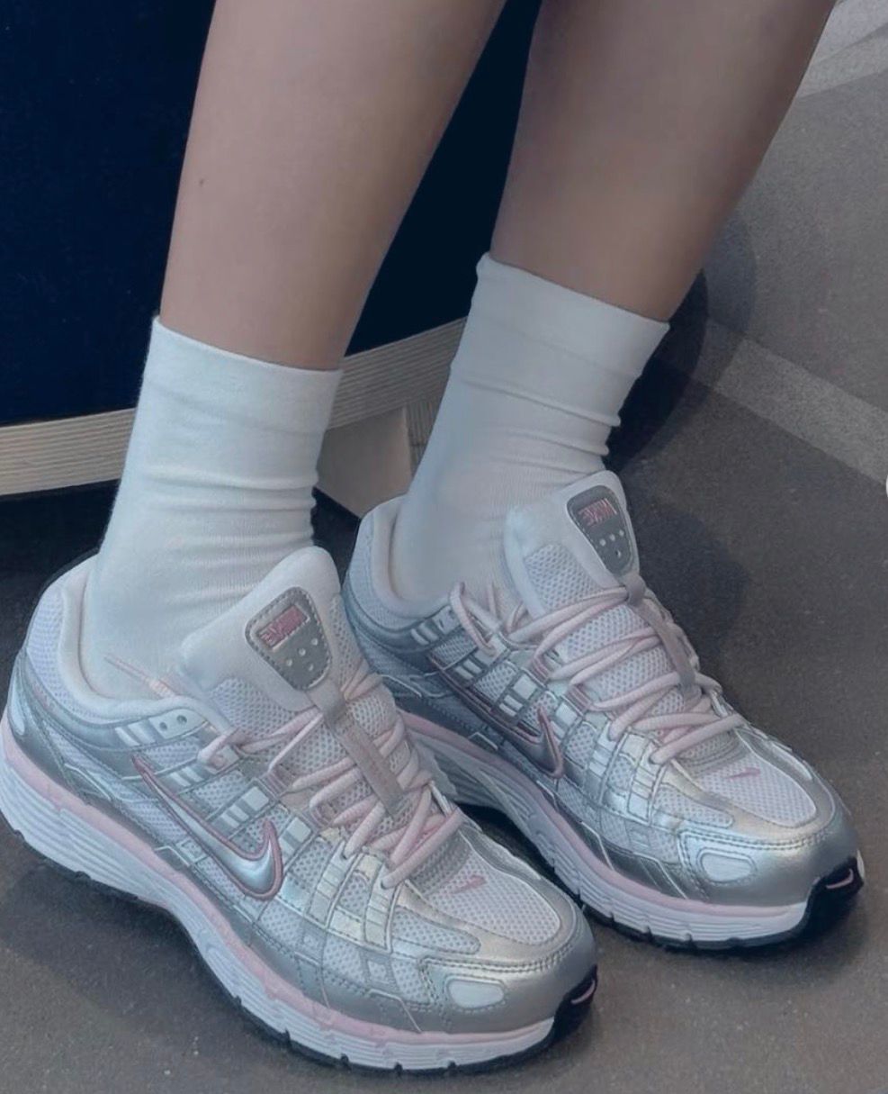 NIKE P-6000 TRAINER BABY PINK
