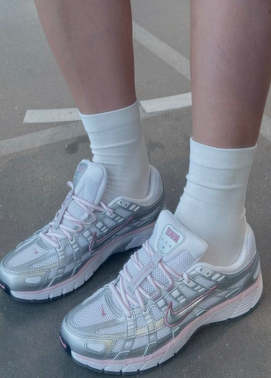 NIKE P-6000 TRAINER BABY PINK