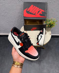 AIR JORDANS RETRO 1 LOW PARIS SAINT GERMAIN