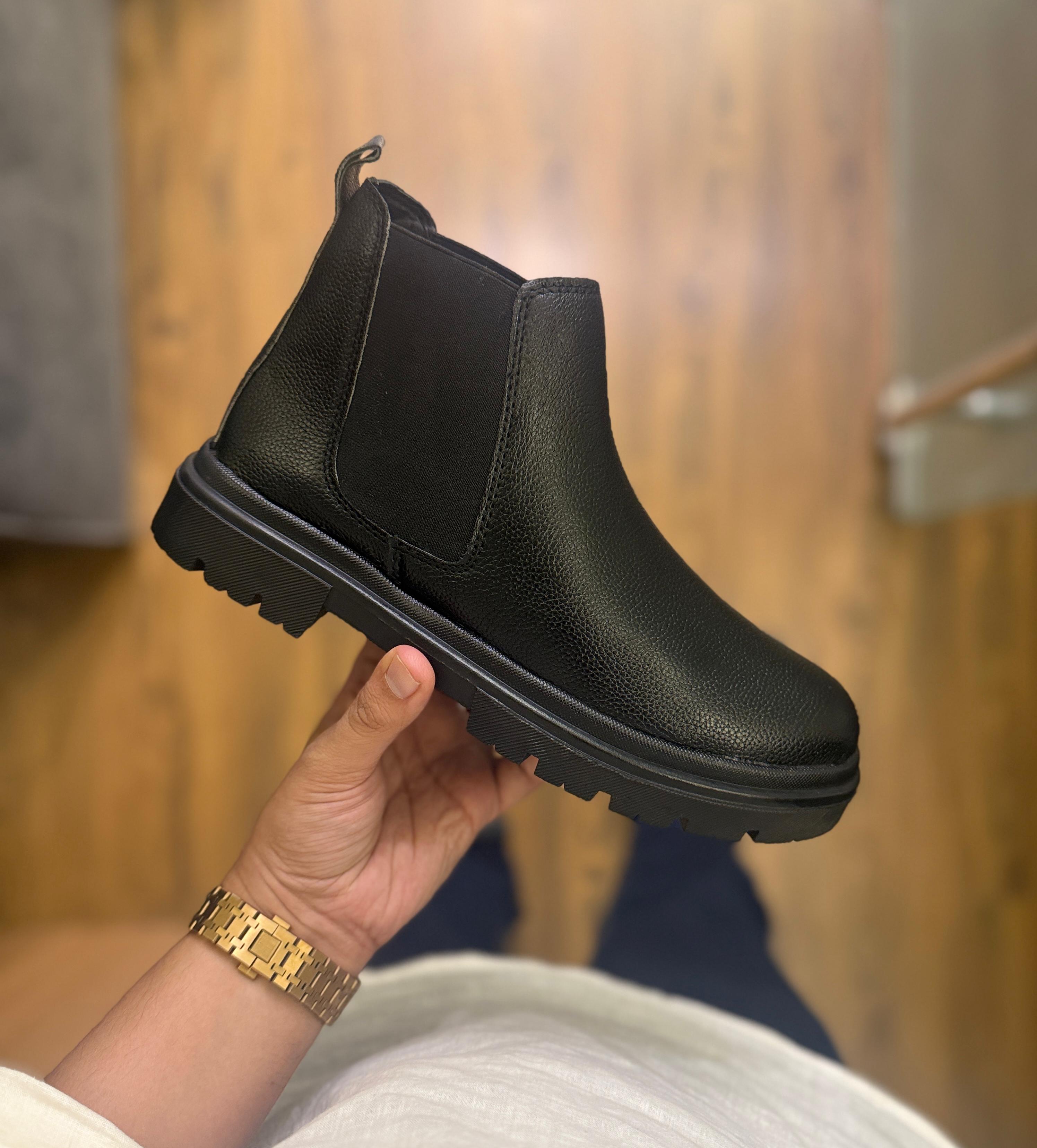 ZARA CHUNKY CHELSEA BOOTS