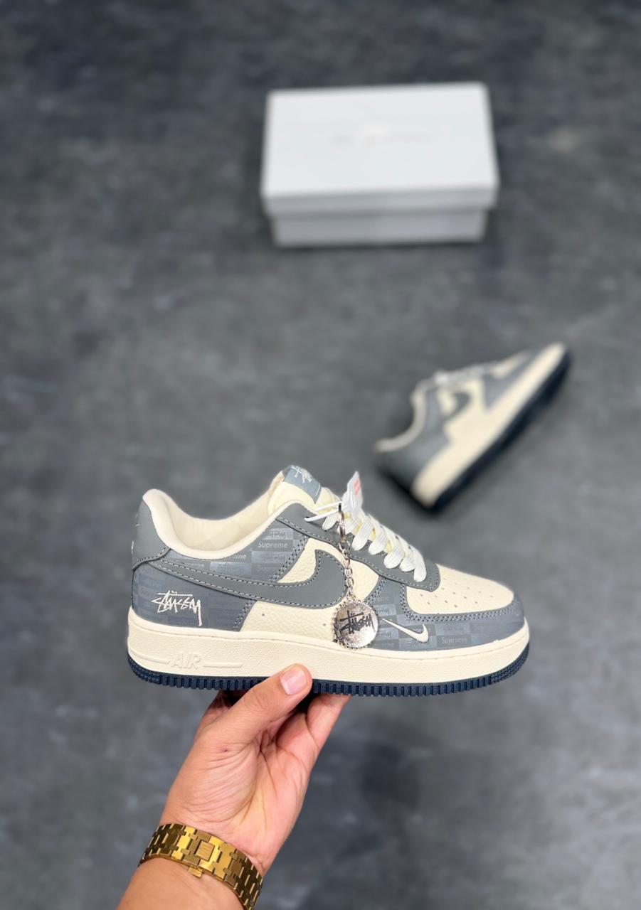 NIKE AIRFORCE STUSSY X SUPREME 2025