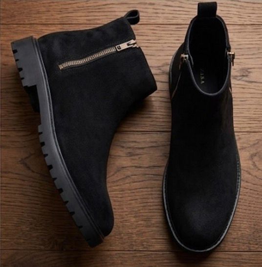 ZARA SUEDE BLACK GOLD ZIPPY