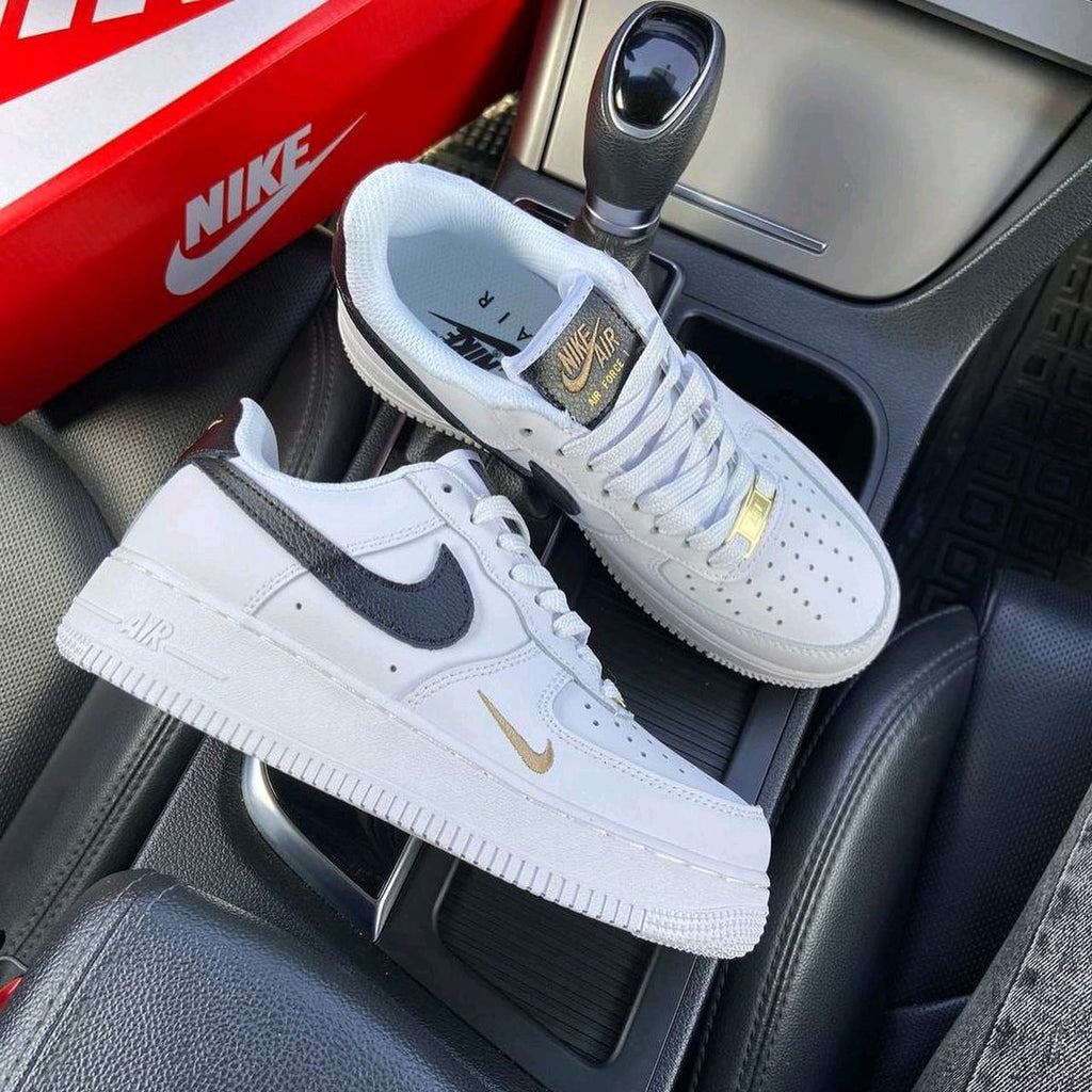 NIKE AIRFORCE ONE WHITE BLACK GOLD