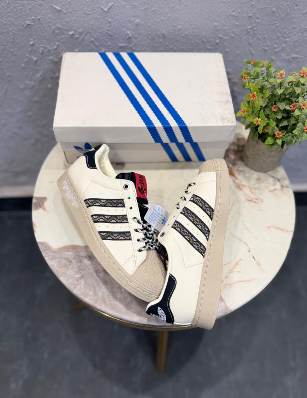 ADIDAS ORIGINALS SUPERSTAR FRINGE BEIGE BLACK