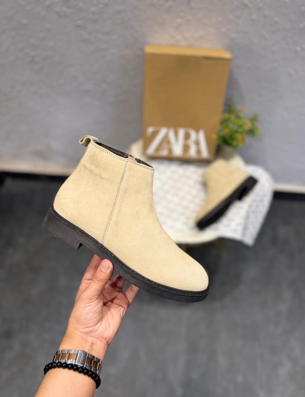 ZARA-SURPLUS BEIGE ZIPPY  BOOTS Z-0