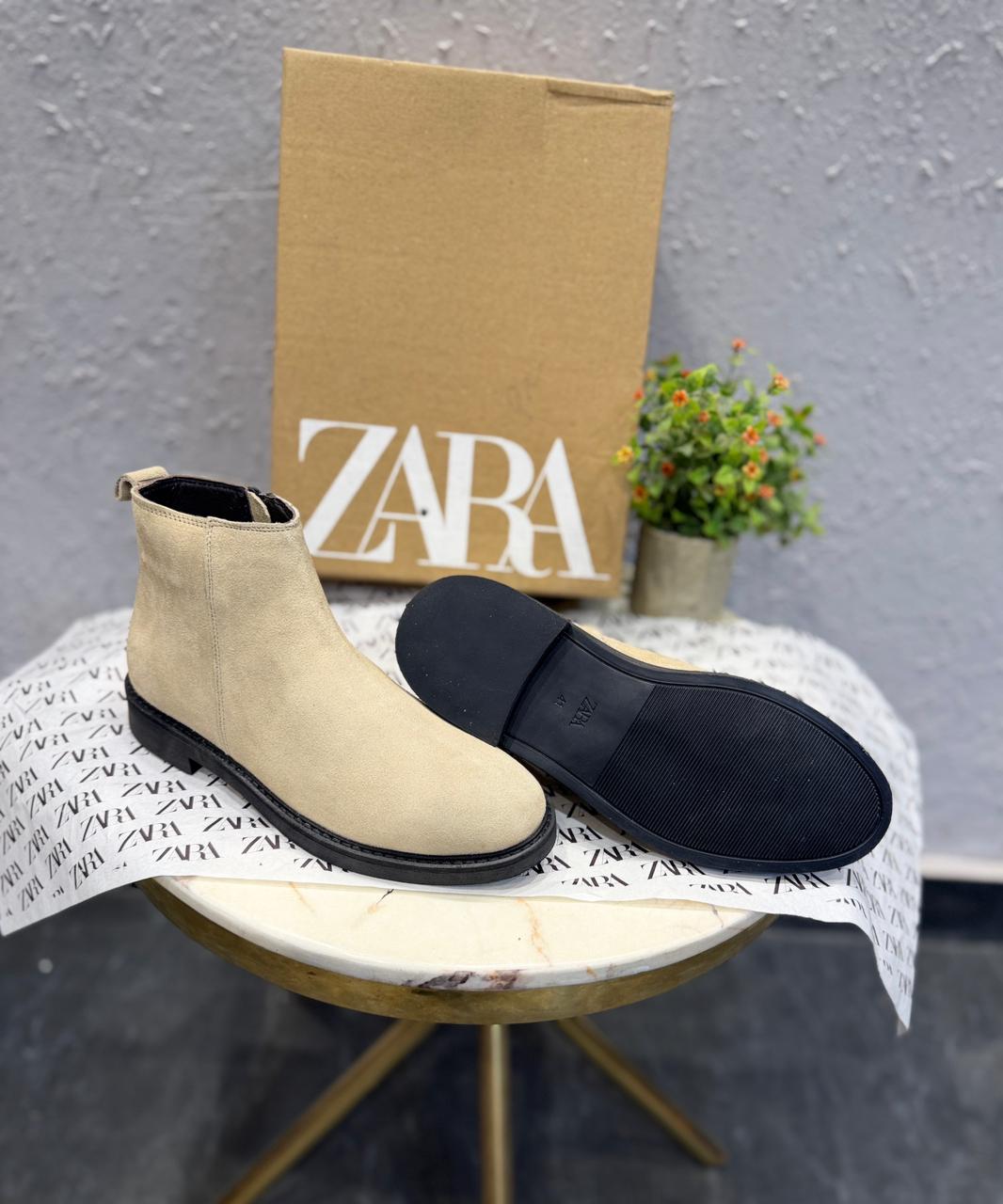 ZARA-SURPLUS BEIGE ZIPPY  BOOTS Z-0