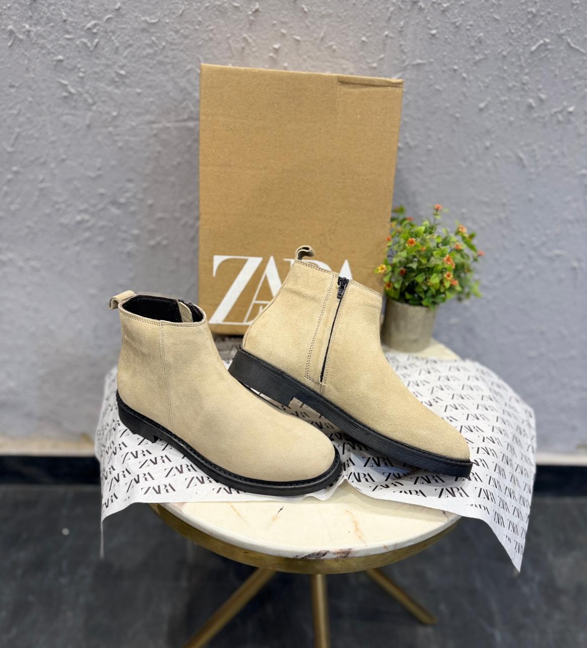 ZARA-SURPLUS BEIGE ZIPPY  BOOTS Z-0