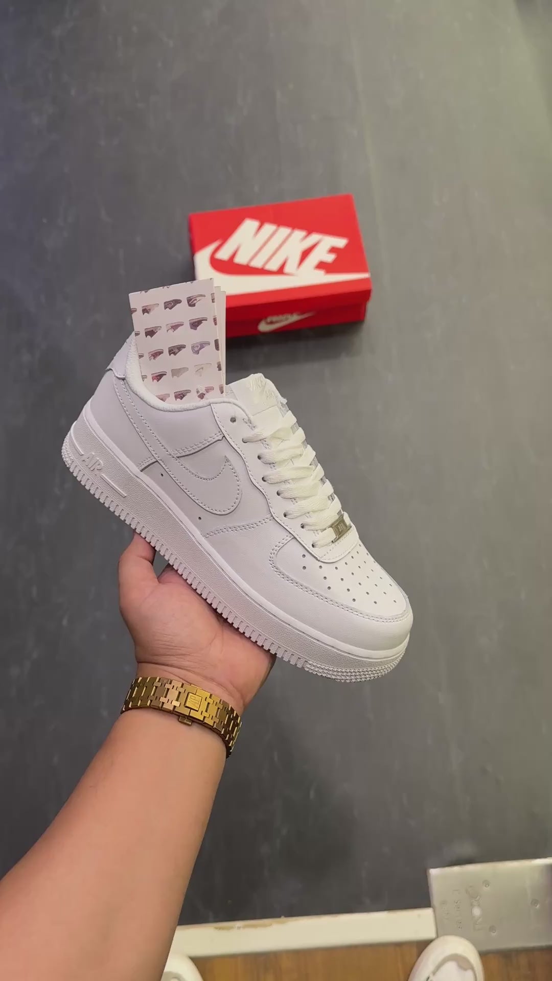 NIKE AIRFORCE ONE WHITE
